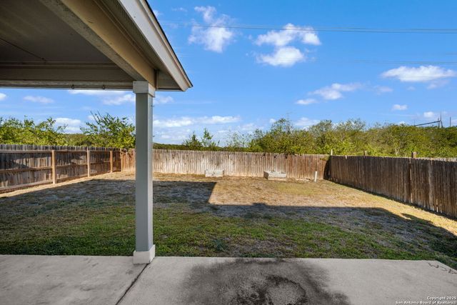 15515 FlowingSpg, San Antonio, TX 78247