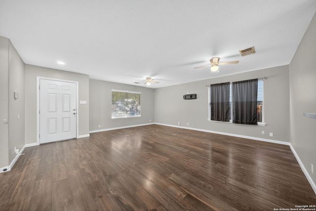 15515 FlowingSpg, San Antonio, TX 78247