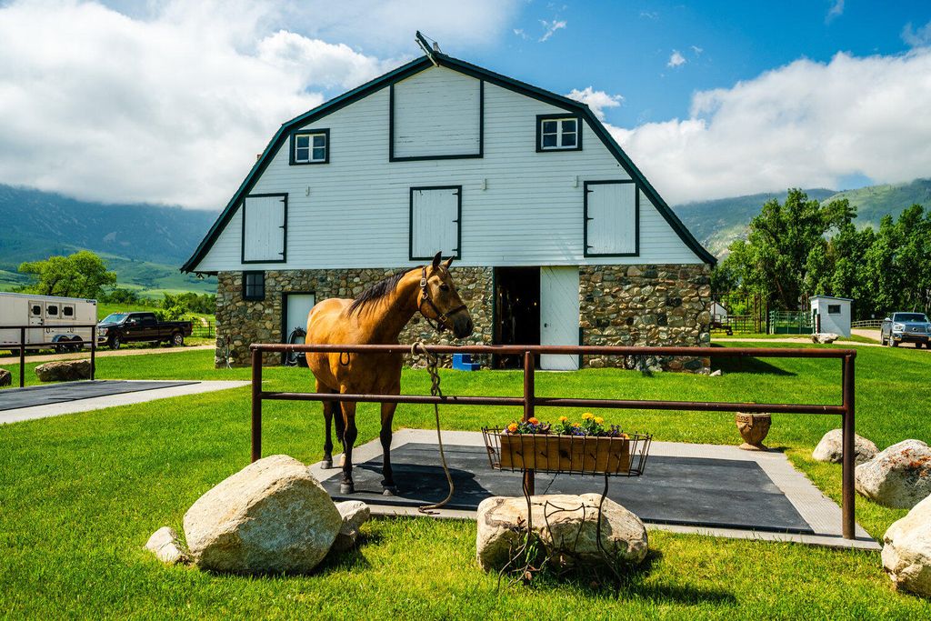 57 Canyon Ranch Road, Big Horn, WY 82833 photo 10