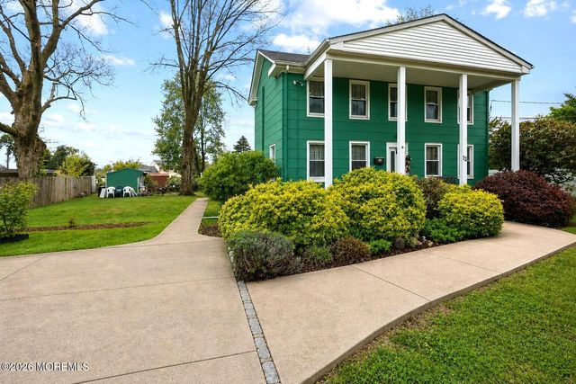 12 Willow Brook Road, Freehold, NJ 07728