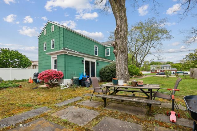 12 Willow Brook Road, Freehold, NJ 07728