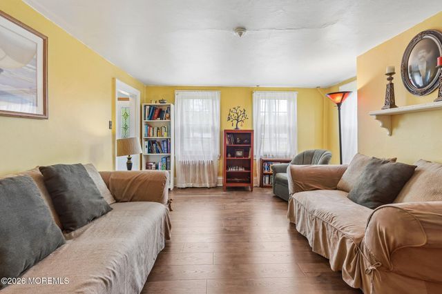 12 Willow Brook Road, Freehold, NJ 07728