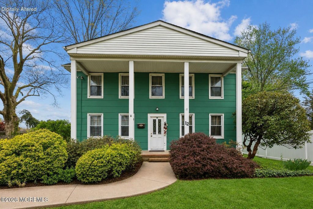 12 Willow Brook Road, Freehold, NJ 07728