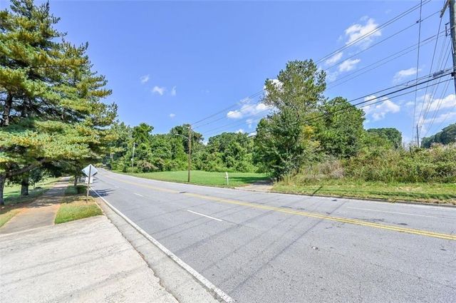 2990 Stone Hogan Conn Road, Atlanta, GA 30331