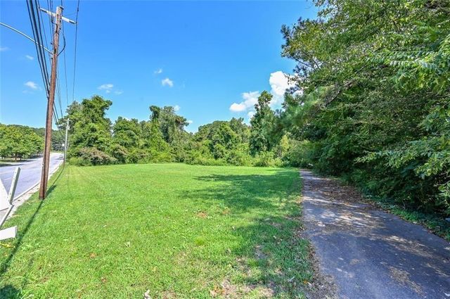 2990 Stone Hogan Conn Road, Atlanta, GA 30331