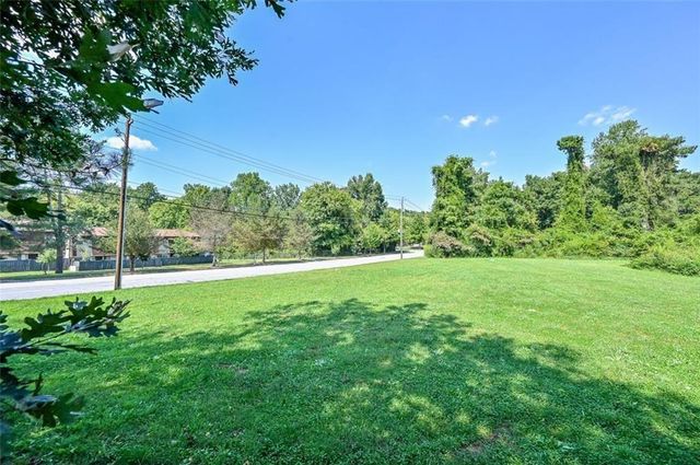 2990 Stone Hogan Conn Road, Atlanta, GA 30331