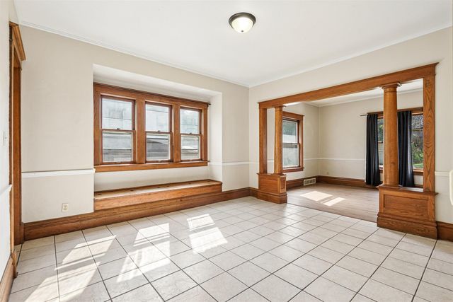 309 W 12TH Street, Cedar Falls, IA 50613