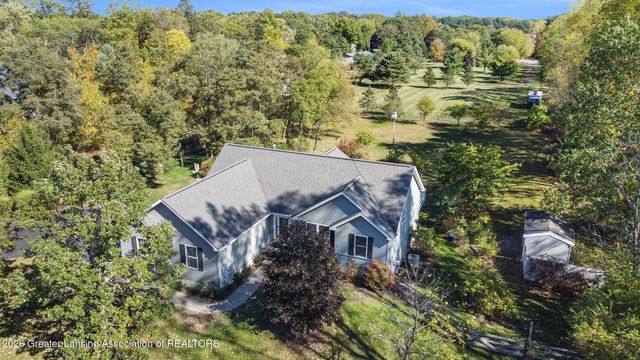 1206 N Waverly Road, Dimondale, MI 48821