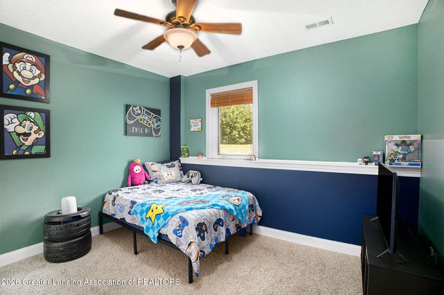 1206 N Waverly Road, Dimondale, MI 48821