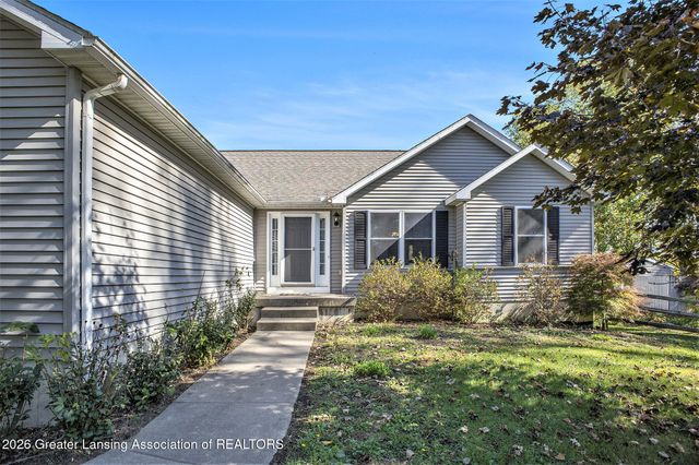 1206 N Waverly Road, Dimondale, MI 48821