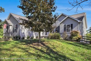 1206 N Waverly Road, Dimondale, MI 48821