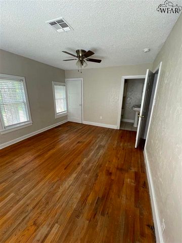 2512 MARIE STREET, Wichita Falls, TX 76301