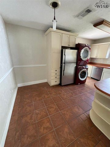 2512 MARIE STREET, Wichita Falls, TX 76301