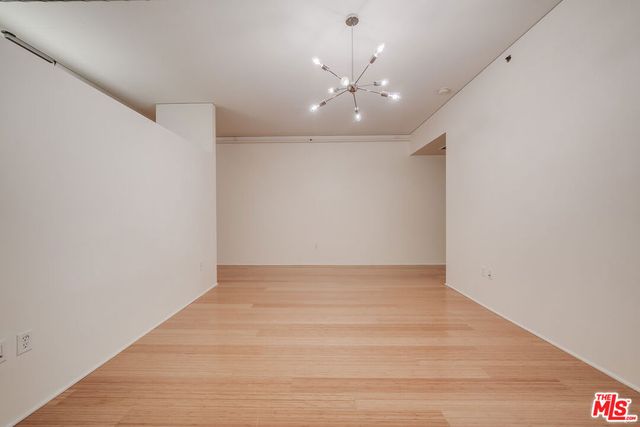 1111 S GRAND Avenue 1115, Los Angeles, CA 90015