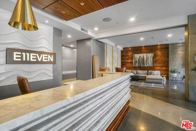 1111 S GRAND Avenue 1115, Los Angeles, CA 90015