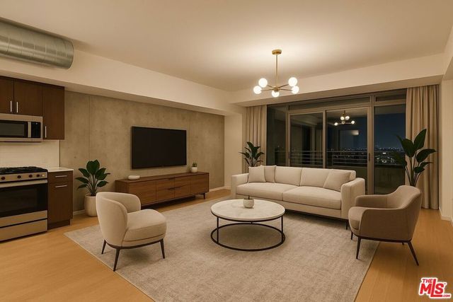 1111 S GRAND Avenue 1115, Los Angeles, CA 90015