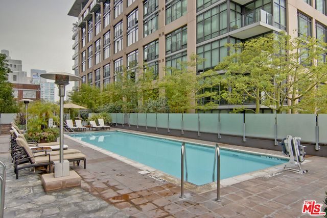 1111 S GRAND Avenue 1115, Los Angeles, CA 90015