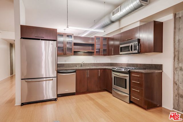 1111 S GRAND Avenue 1115, Los Angeles, CA 90015