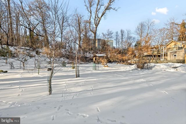 370 PAOLI AVE, Philadelphia, PA 19128