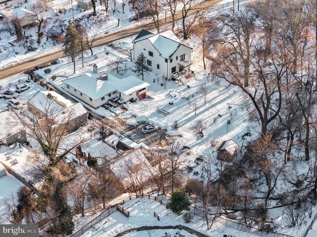 370 PAOLI AVE, Philadelphia, PA 19128