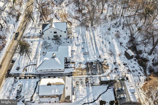 370 PAOLI AVE, Philadelphia, PA 19128