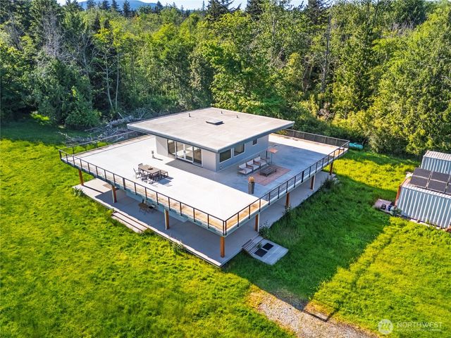 5233 Pheasant Run Lane, Anacortes, WA 98221