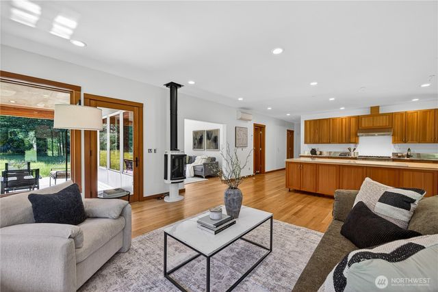 5233 Pheasant Run Lane, Anacortes, WA 98221