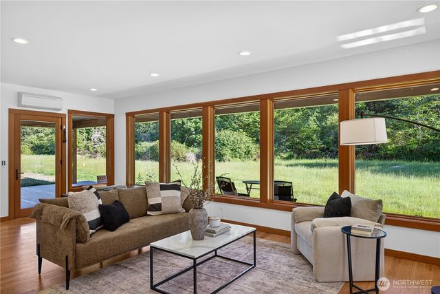 5233 Pheasant Run Lane, Anacortes, WA 98221