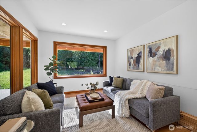 5233 Pheasant Run Lane, Anacortes, WA 98221