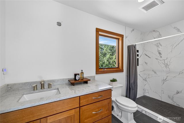 5233 Pheasant Run Lane, Anacortes, WA 98221
