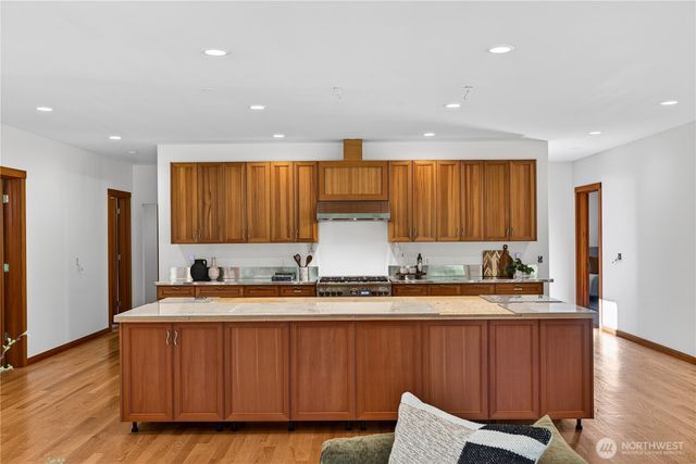 5233 Pheasant Run Lane, Anacortes, WA 98221