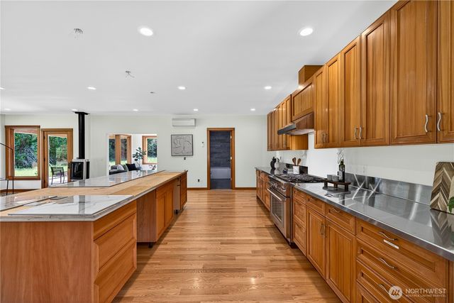 5233 Pheasant Run Lane, Anacortes, WA 98221
