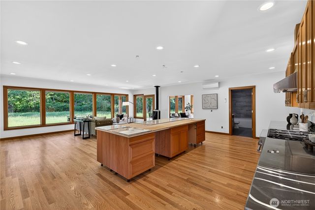 5233 Pheasant Run Lane, Anacortes, WA 98221