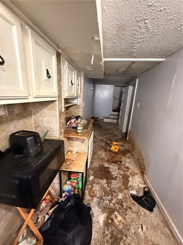 184 6th Street, Rochester, NY 14605