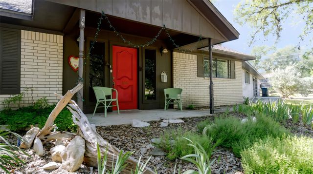 108 Howard PL, San Marcos, TX 78666