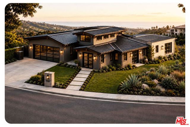 1067 Las Pulgas Road, Los Angeles, CA 90272