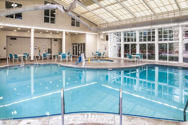 212 Dollywood Lane, Pigeon Forge, TN 37863