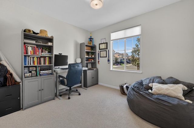 5653 Cobbler Ln, Marysville, CA 95901