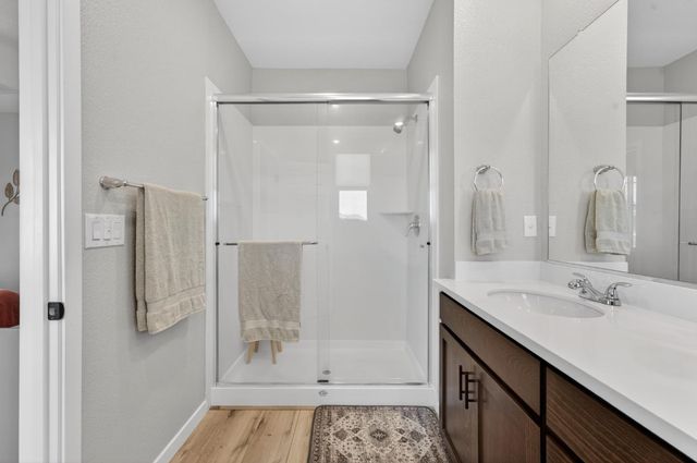 5653 Cobbler Ln, Marysville, CA 95901