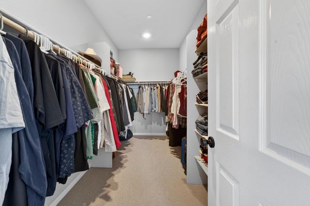 5653 Cobbler Ln, Marysville, CA 95901