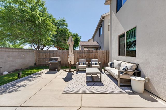 5653 Cobbler Ln, Marysville, CA 95901