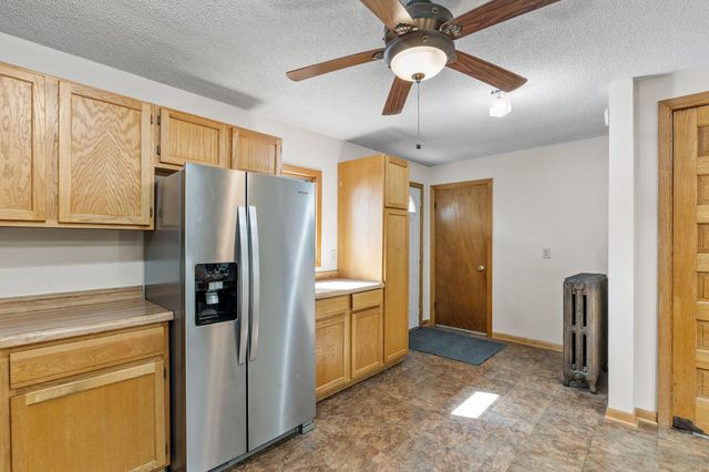 109 2nd Avenue NE, Osseo, MN 55369
