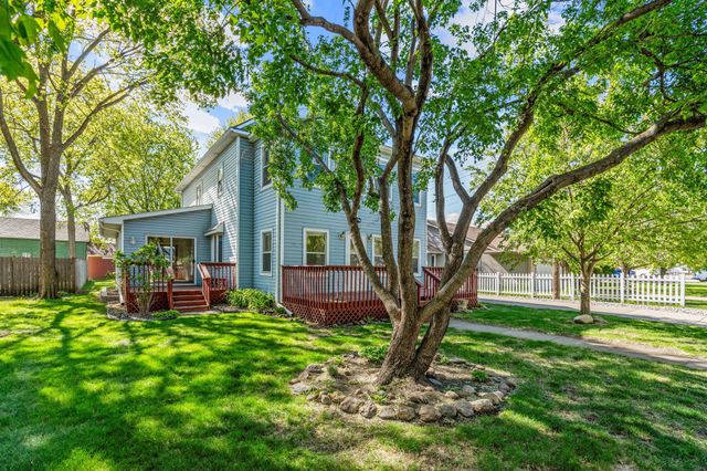 109 2nd Avenue NE, Osseo, MN 55369