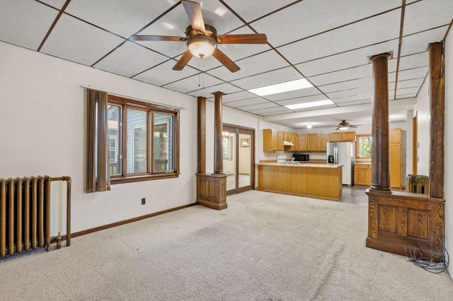 109 2nd Avenue NE, Osseo, MN 55369