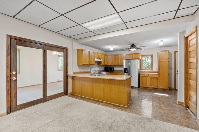 109 2nd Avenue NE, Osseo, MN 55369