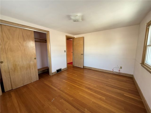 64 Cliffside Drive, Cranston, RI 02920