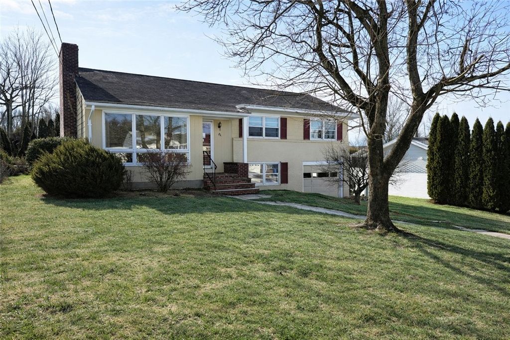 64 Cliffside Drive, Cranston, RI 02920