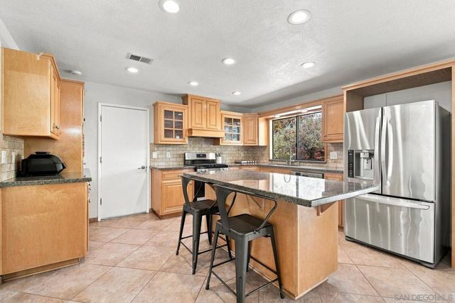 25766 Caryn Court, Ramona, CA 92065