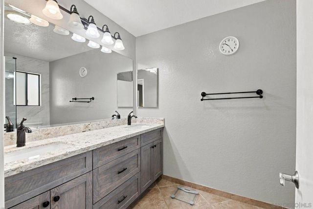 25766 Caryn Court, Ramona, CA 92065