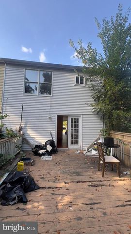 24 SEEK CT, Takoma Park, MD 20912